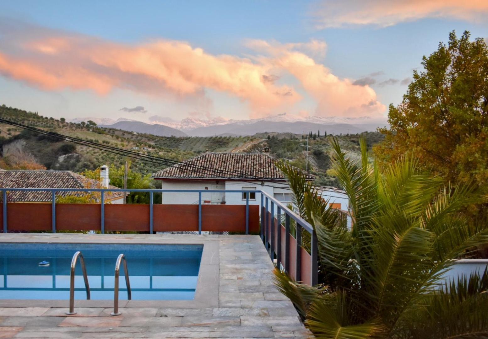 Villa Sierra Huetor Santillan Exterior photo