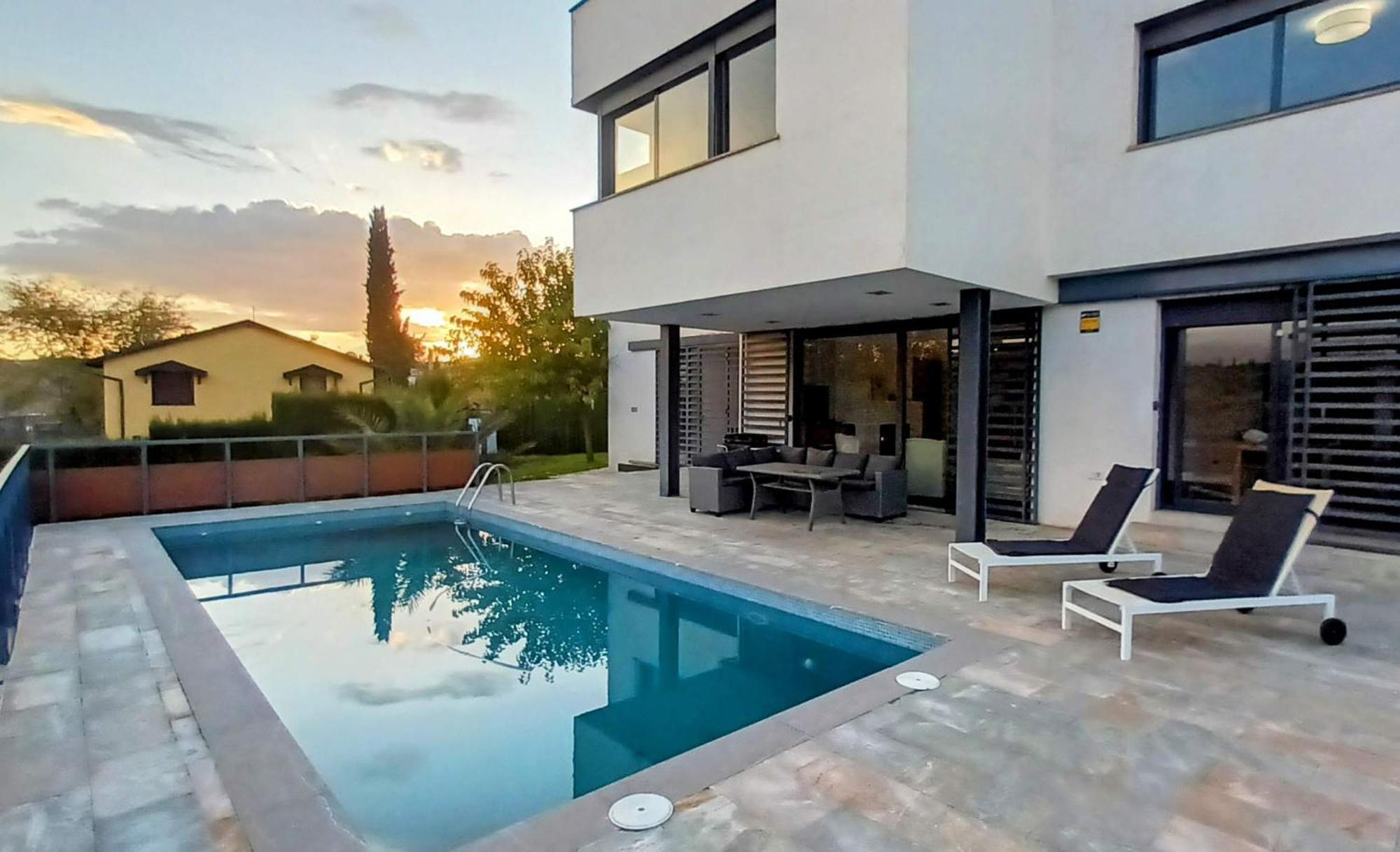 Villa Sierra Huetor Santillan Exterior photo